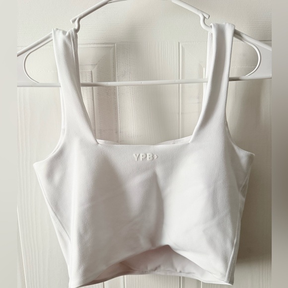 Abercrombie and fitch YPB workout crop - Picture 3 of 3